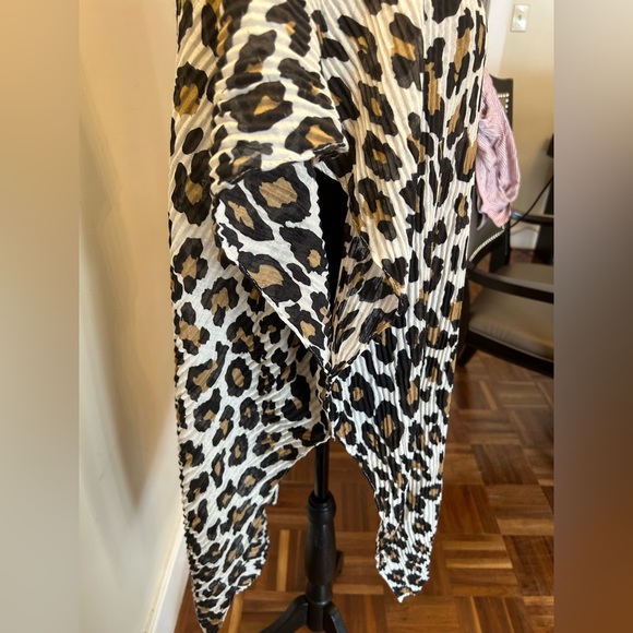 Jane & Berry one size fits all cheetah print swim cover up - Picture 3 of 6